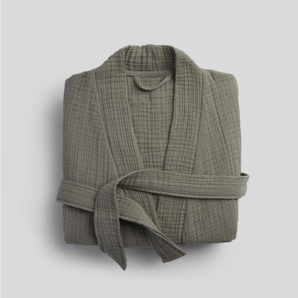 Parachute Cloud Cotton Robe in Moss